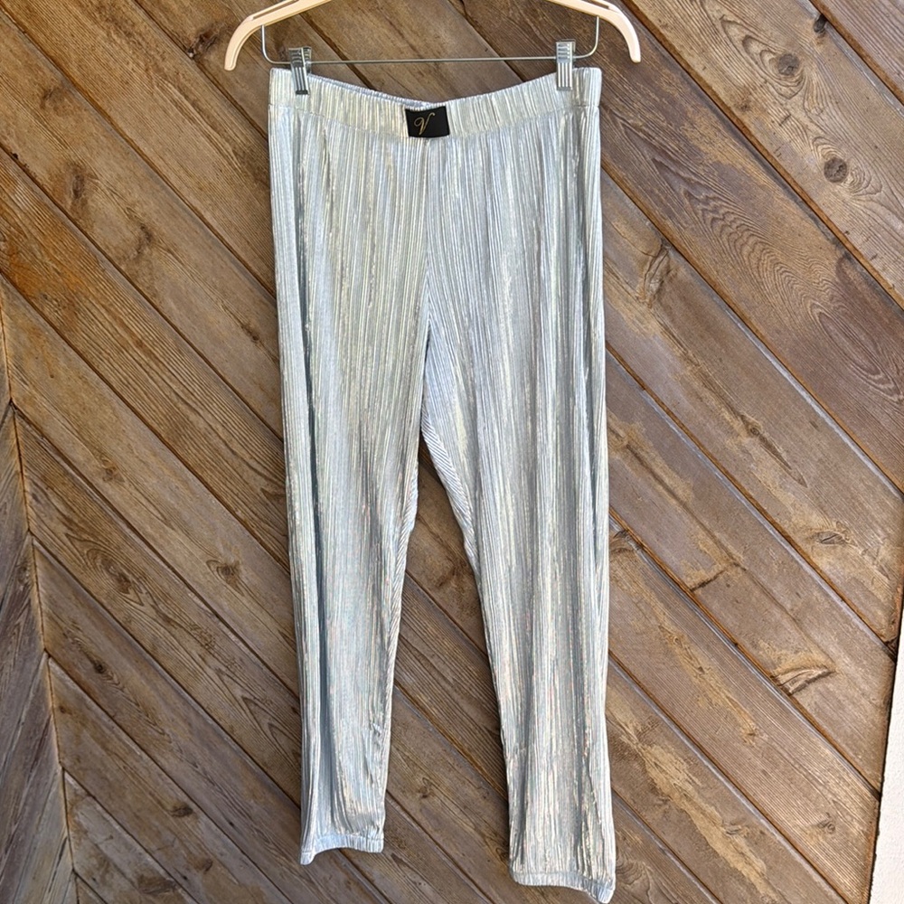 Victoria’s Secret Silver pleated crepe Metallic jogger lounge Pants medium NWT